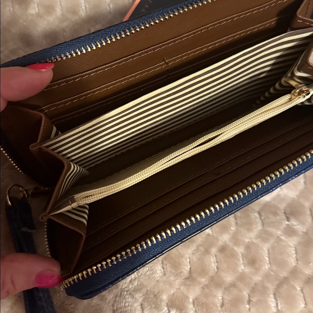 Diophy Blue Embossed Wallet - Picture 2 of 6